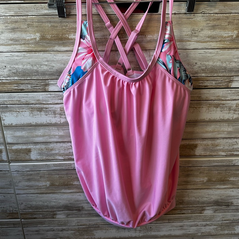 🌺💗 Pink Floral Crisscross Back Swim Tankini Top 2XL